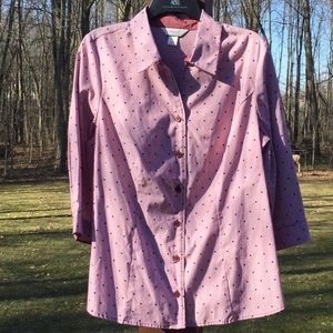 3/4 sleeve pin stripe with polka dots is slimming